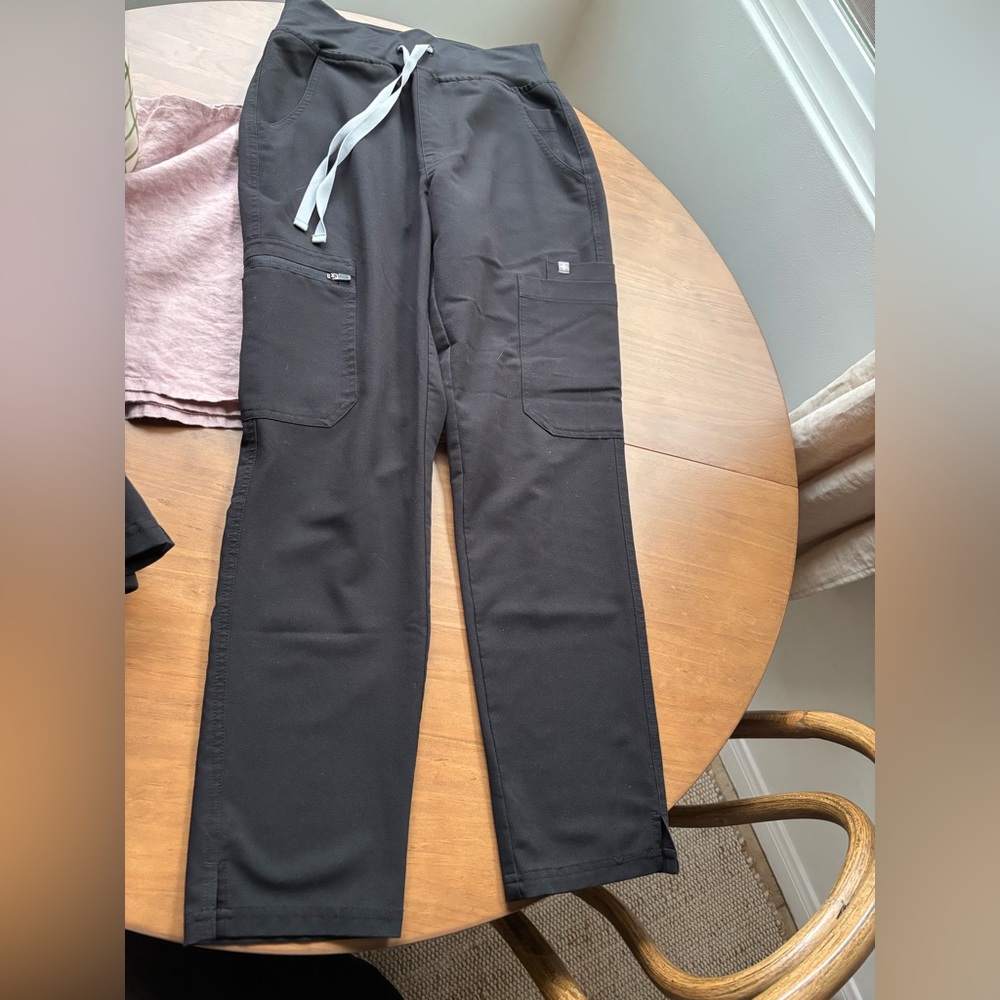 Figs yola skinny black xs petite